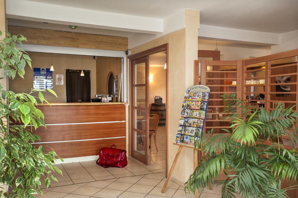 Brit Hotel Essentiel Cahors Nord Exteriör bild